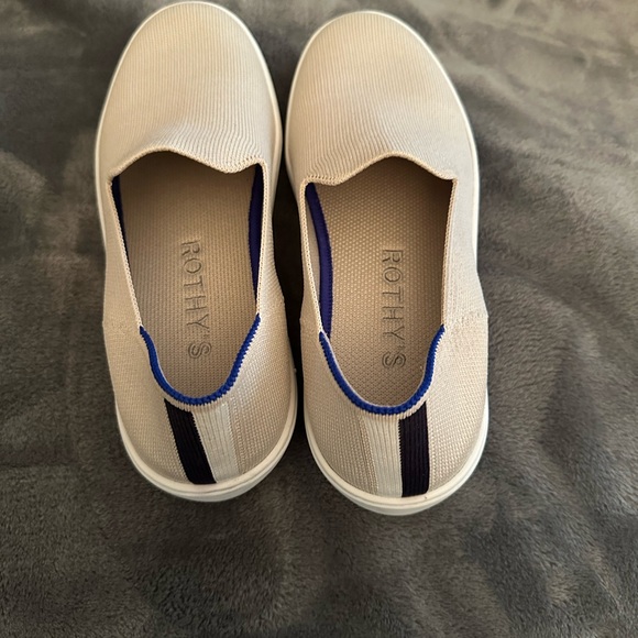 Rothy’s Original Slip On Sneaker - size 7.5 - color: sand - Picture 3 of 3